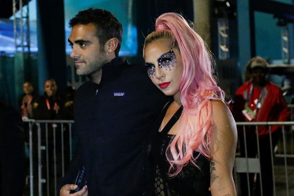 Lady Gaga新男友照片 Lady Gaga感情之路一直不顺