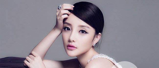 李小璐个人资料 李小璐和贾乃亮的恋爱经历