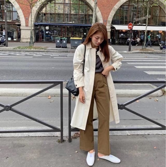 今年流行的女士风衣款式图片