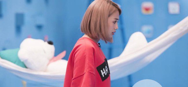 鬼鬼男朋友究竟是谁 和胡宇崴的恋情被搬上桌上