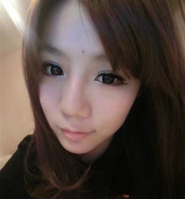 苏三在哪直播 苏仨在yy掀裙子照片