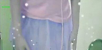 苏三在哪直播 苏仨在yy掀裙子照片