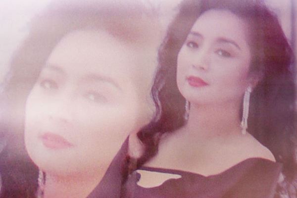 抖音冷风轻轻吹过粤语歌名 完整歌词