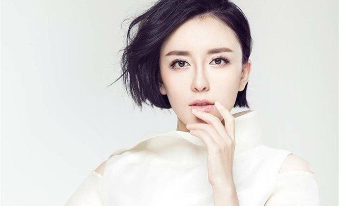 吕佳容陪睡大尺度照 露骨聊天记录真相系谣传