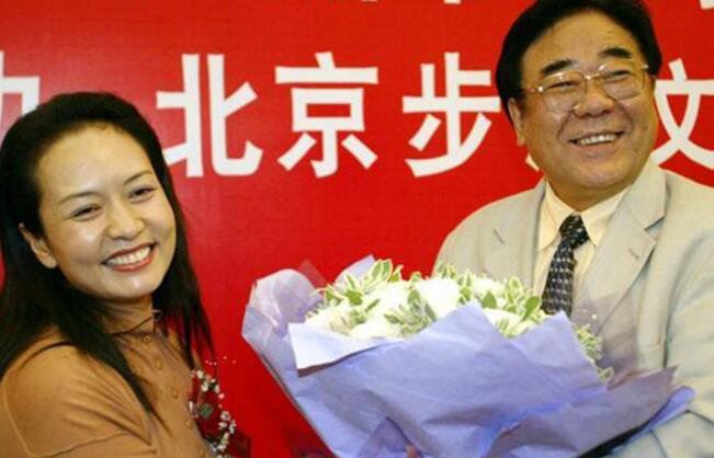 金铁霖的历任妻子 和李谷一离婚的内幕