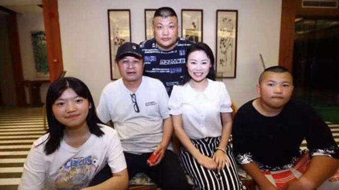 毕福剑与弟子聚会 2019年毕福剑近况