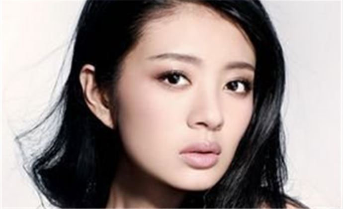 安以轩个人资料 揭安以轩家世背景父母做什么的