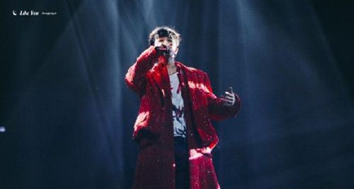 权志龙和iu在一起了吗 iu李智恩个人资料