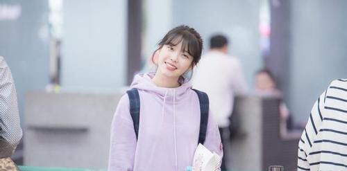 权志龙和iu在一起了吗 iu李智恩个人资料