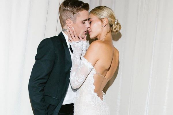 贾斯汀比伯感谢中国粉丝 微博积极地营业