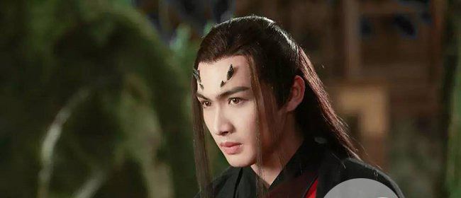 张彬彬家庭背景 五官立体很像混血