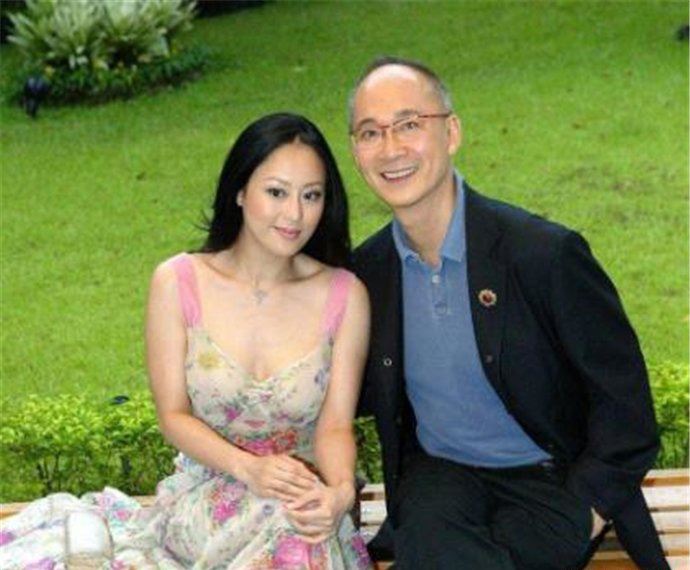 章小蕙个人资料年龄 钟镇涛与章小蕙是非