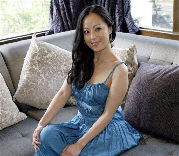 章小蕙个人资料年龄 钟镇涛与章小蕙是非