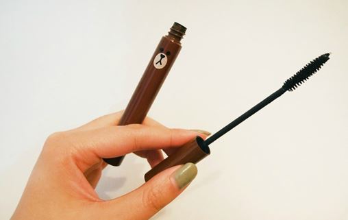 什么牌子睫毛膏好用不晕染 为什么睫毛膏喜欢晕染