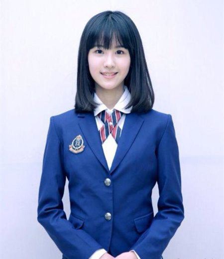 杨超越校服照 穿校服好看的女明星大全