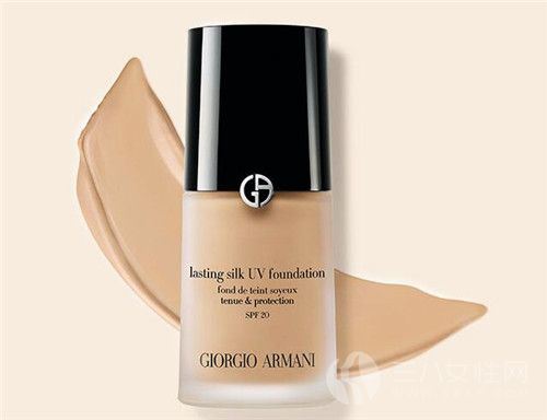 阿玛尼粉底液哪款好 适合黄皮的色号是什么