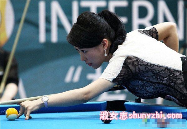 潘晓婷的胸有多大 潘晓婷的胸压球 大胸惹祸