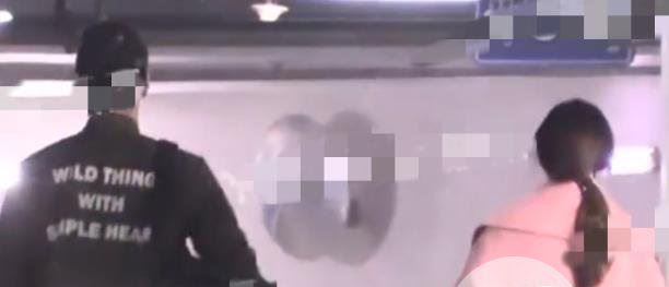 王晓晨恋情疑曝光 网友纷纷送祝福