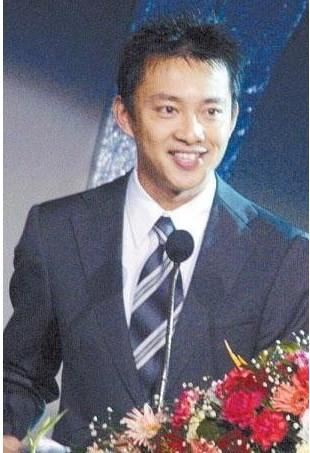 央视主持人亚宁的现状 去哪里了 结婚了吗