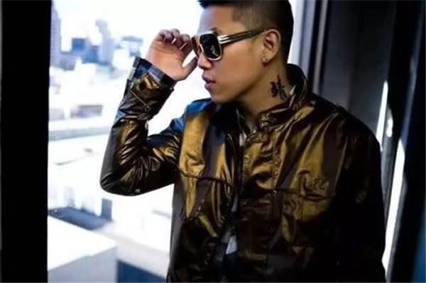 中国说唱第一人欧阳靖资料背景 为什么被淘汰