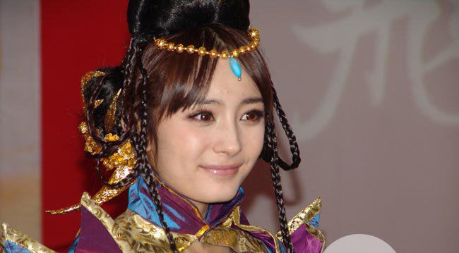 杨幂的胸下垂 马天宇自曝摸杨幂的胸软软的