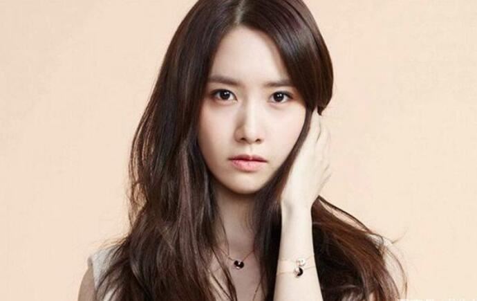 李孝利林允儿为没戴口罩道歉 回顾事件始末二人被骂得太惨了