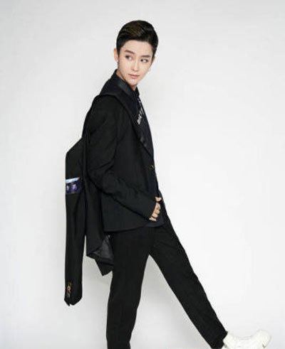 mars毒药整容前后照片 mars毒药李颖性取向