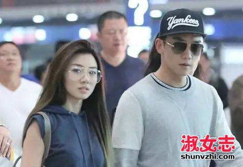 郑恺女友程晓玥家庭背景 父母干什么的