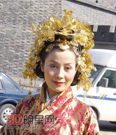 邬倩倩介入尤小刚家庭怎么回事 邬倩倩结婚几次