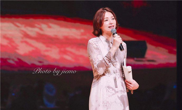 央视董卿最新消息 董卿为什么被央视解雇