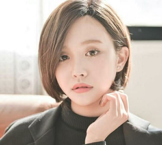 圆脸型不留刘海好看吗? 圆脸刘海怎么弄好看