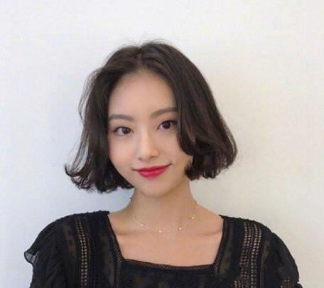 圆脸型不留刘海好看吗? 圆脸刘海怎么弄好看