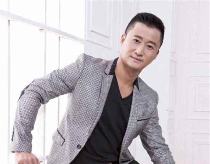 吴京家暴出轨真的假的 为什么被说脾气急大男子主义