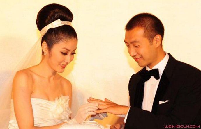 陈慧琳老公刘建浩资料 刘建浩吃陈慧琳奶怎么回事