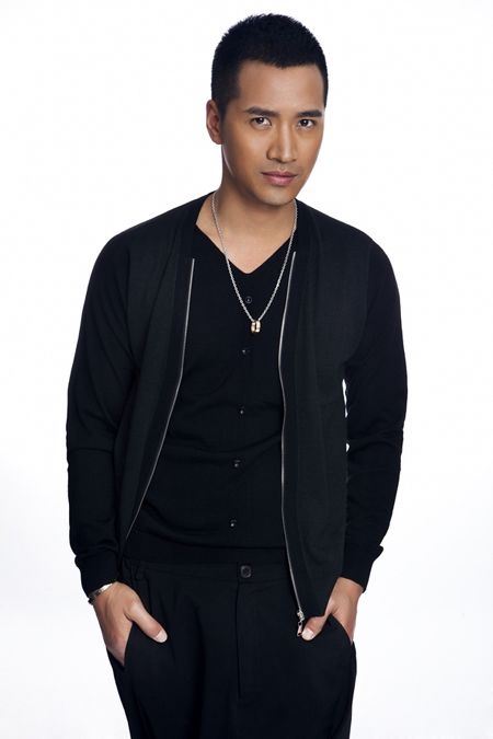 何晟铭老婆叫什么 演员何晟铭老婆儿子资料