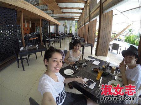 郭碧婷素颜现身无人识 女明星素颜如路人