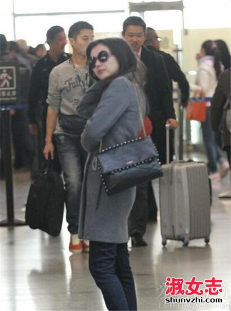 郭碧婷素颜现身无人识 女明星素颜如路人