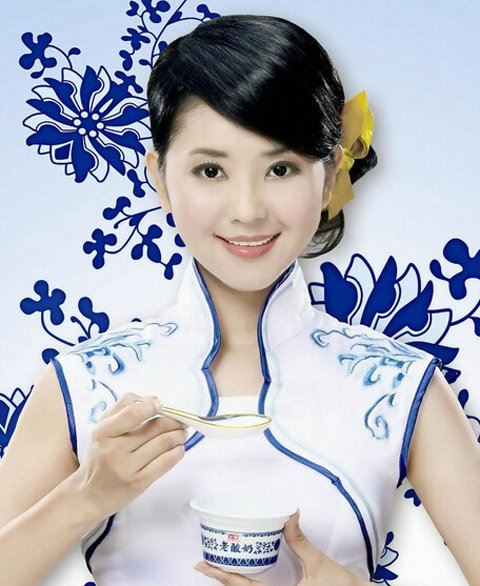 方琼现任老公杨阳资料 方琼和杨阳离婚了吗