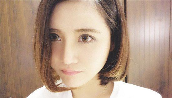  陈一发直播胸罩脱落 女司机要开车各位要坐稳了