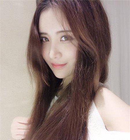  陈一发直播胸罩脱落 女司机要开车各位要坐稳了