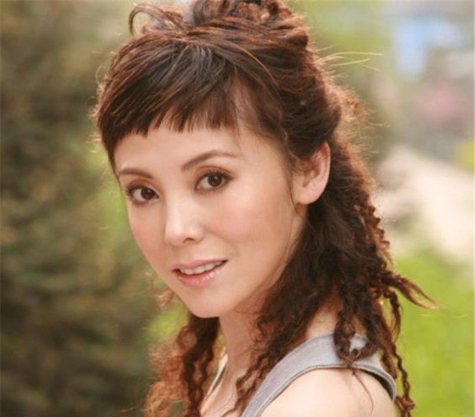 谢雨桐个人资料 谢雨桐和牛莉长得像吗