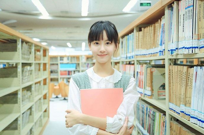 陈都灵家境背景曝光 揭露陈都灵父母是做什么的高中发生了什么