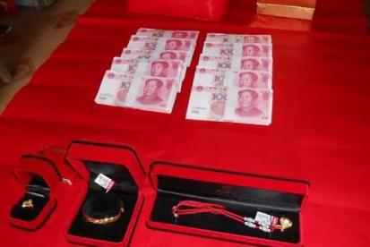 彩礼说好,最后却反悔,婆婆到处说我家是卖女儿