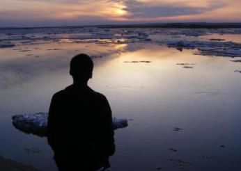 喜欢独处的人会更加出众