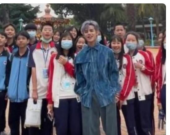 抖音殷世航是什么梗 殷世航个人资料总资产被扒身价惊人