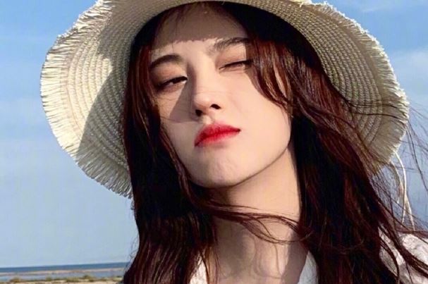 鞠婧祎颜值整容前后对比照曝光 鞠婧祎个人资料身高多少