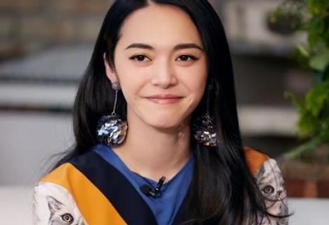 姚晨出过几次轨都有谁 恶之花姚晨是什么意思