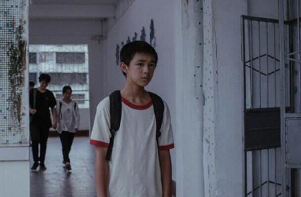 【西看】朱朝阳扮演者荣梓杉个人资料简介 荣梓杉家庭背景及走红经历