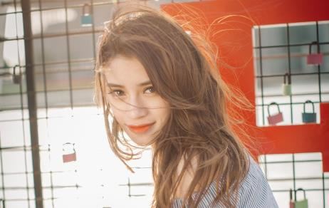 【西看】饥饿难耐高清在线观看 画面竟然如此不堪