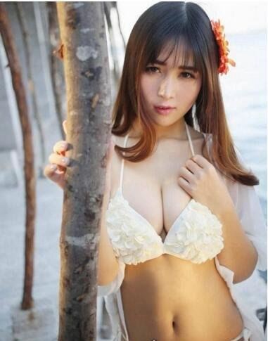 三大最美日本人妖 佐藤佳代性感到妹子都自愧不如